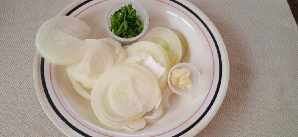 How to prepare Liver with Onions. ~Cómo preparar Hígado Encebollado