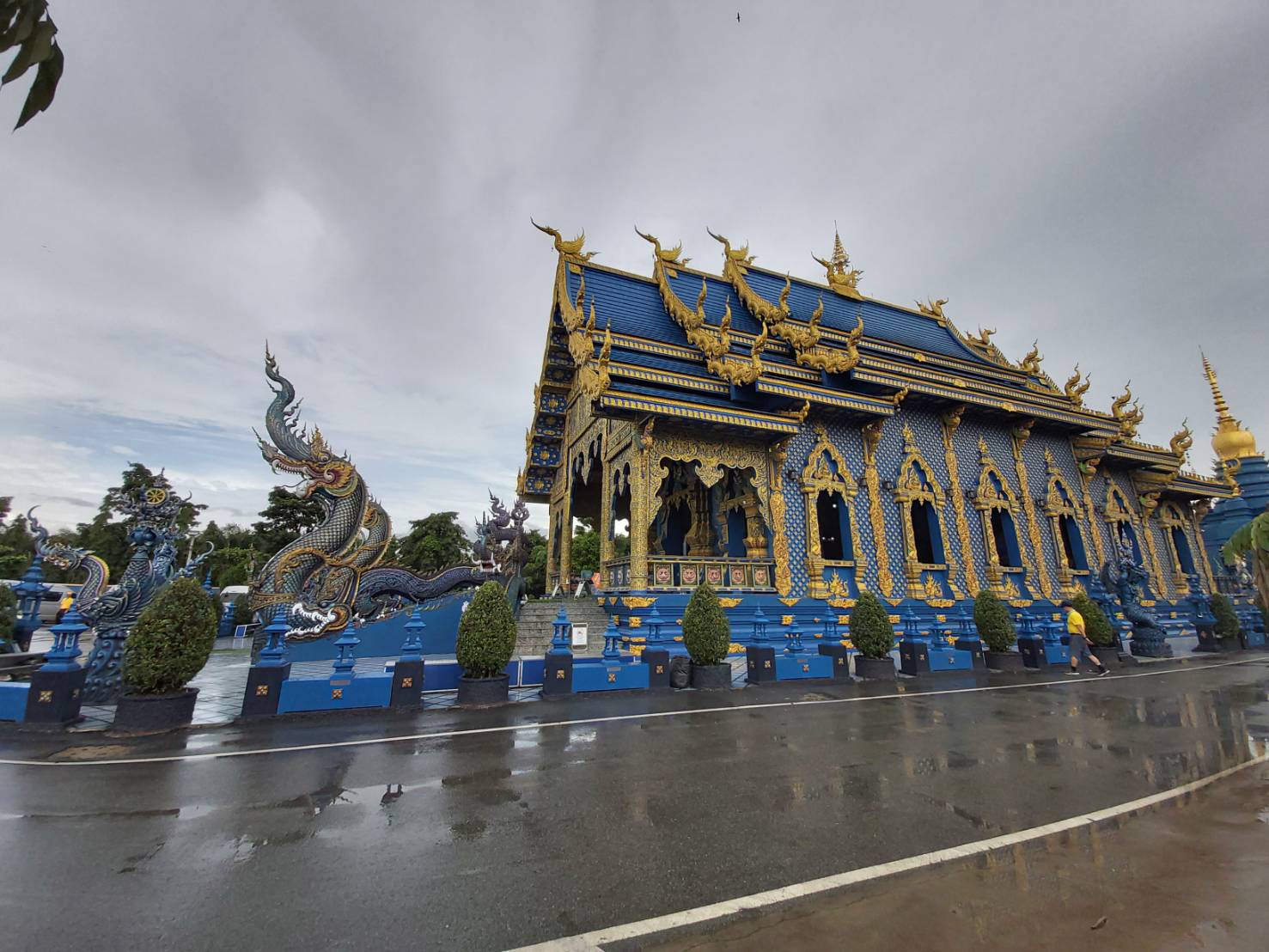 Wat Rong Suea Ten4.jpg