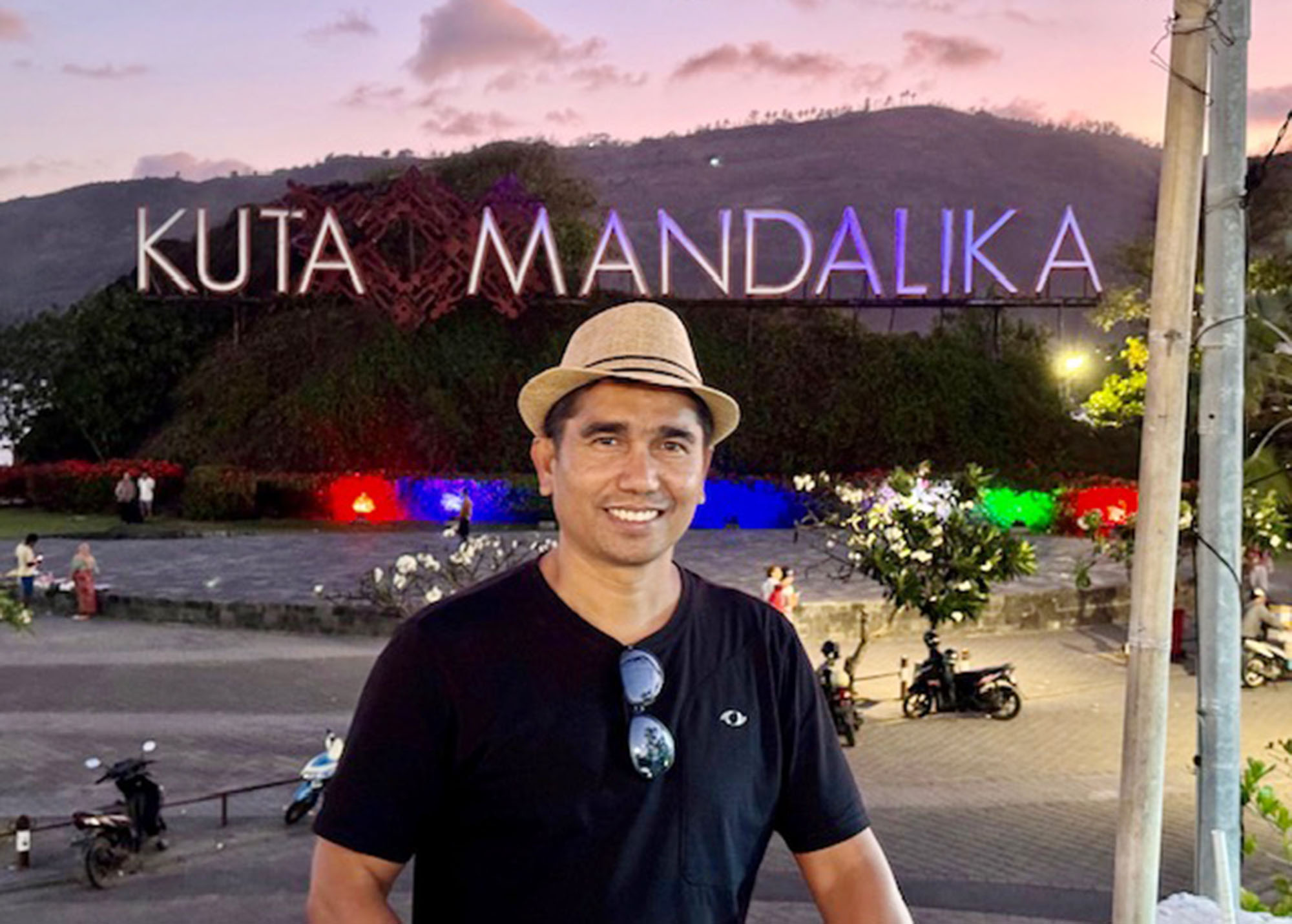 Pantai Kuta Mandalika_09.jpg