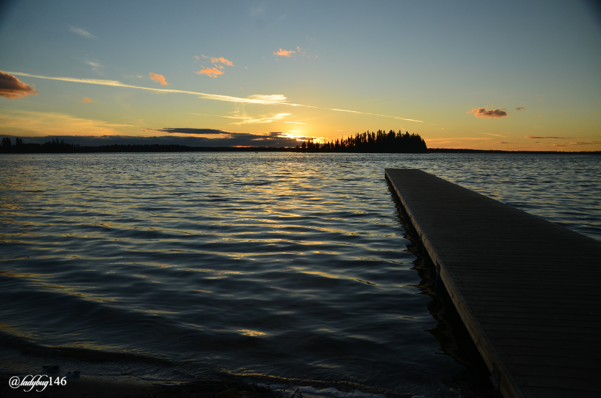 astotin lake (1).jpg