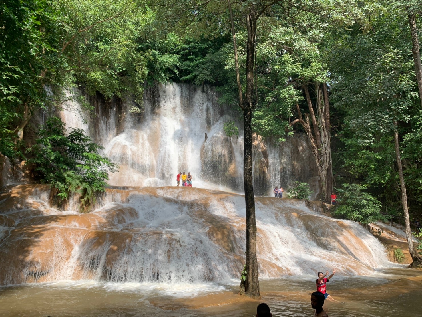 Sai Yok Noi Waterfall4.jpg