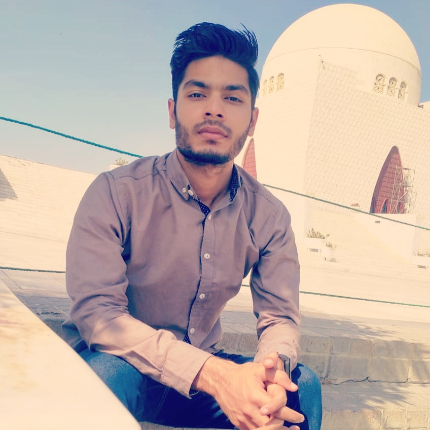 At Mazar e qaid