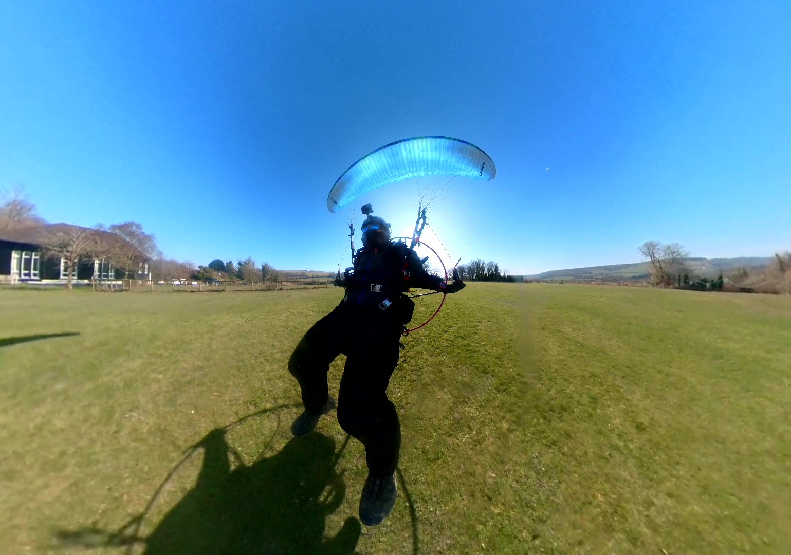 vlcsnap-2025-04-04-14h36m53s201.jpg
