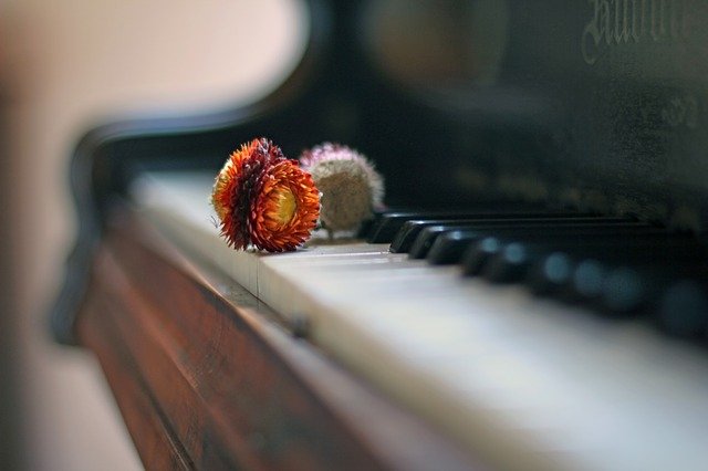 piano-2308370_640.jpg