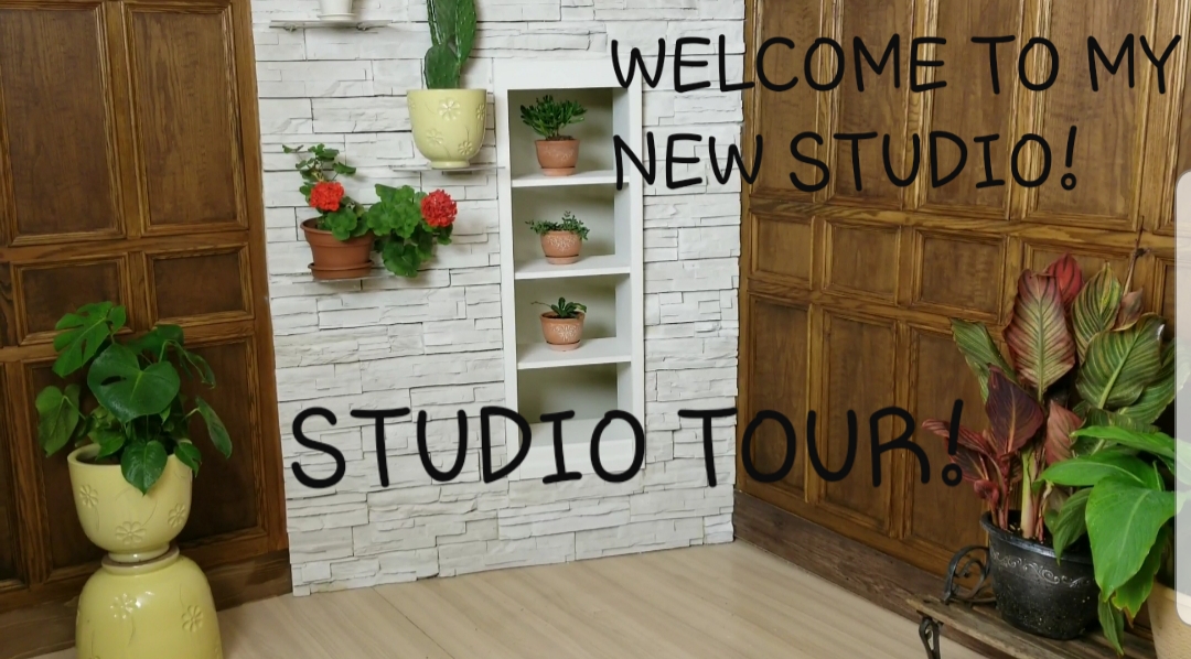 studio tour thumbnail.jpg