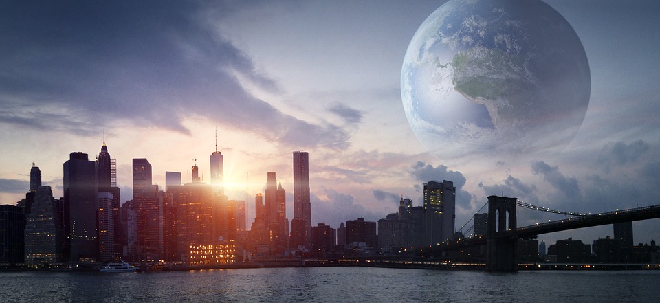 fantasy city earthrise pixa.jpg