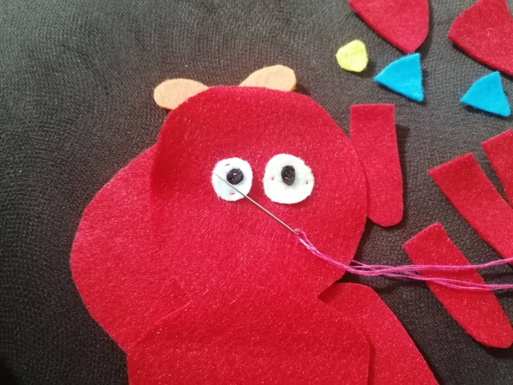 diy-cat-felt5 (16).jpeg