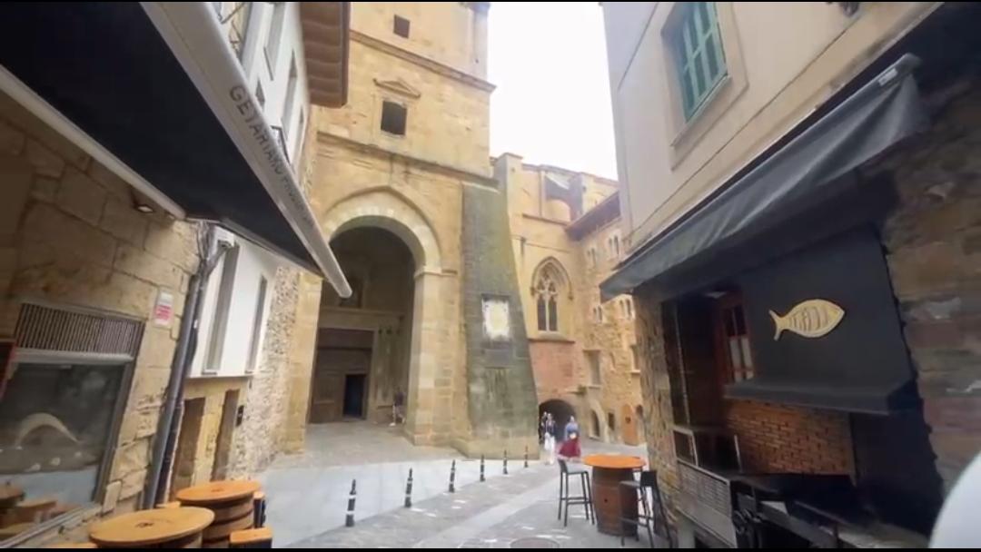 iglesia de San Salvador de Getaria 3.jpg