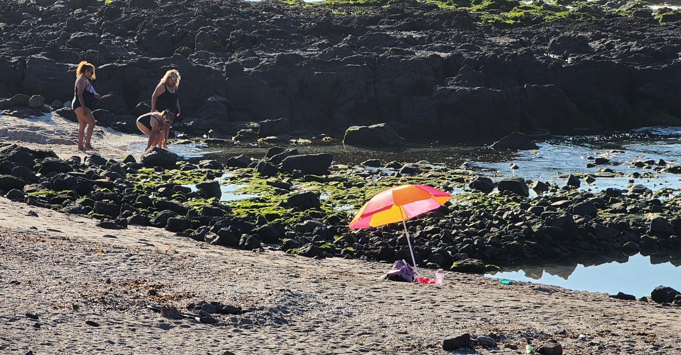 at-the-beach-006.jpg