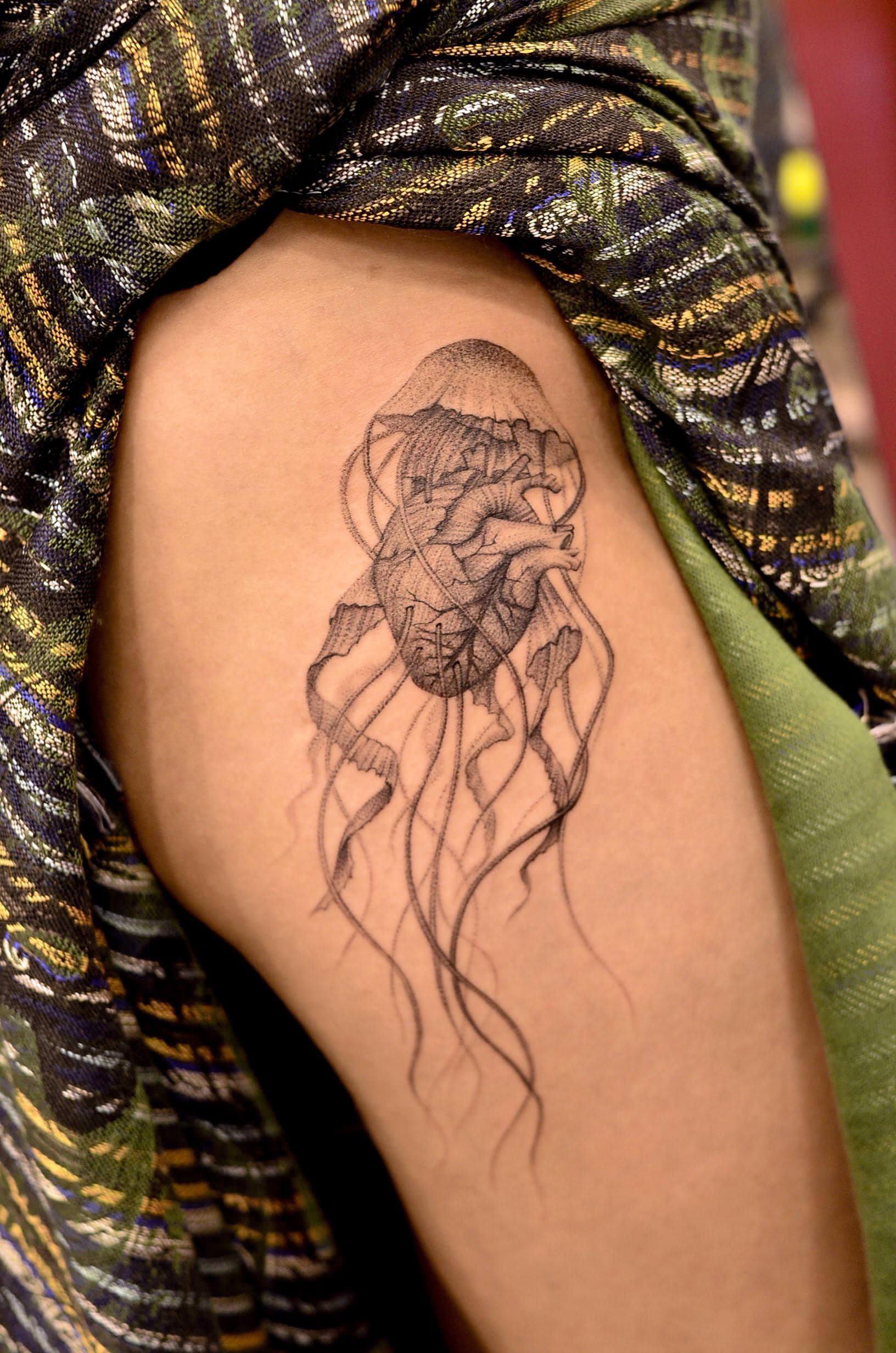 Jellyfish-Tattoo.jpg