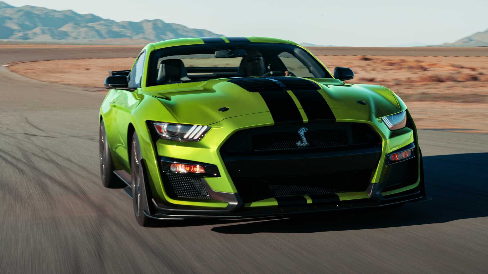 ford-shelby-gt500-grabber-lime.jpg