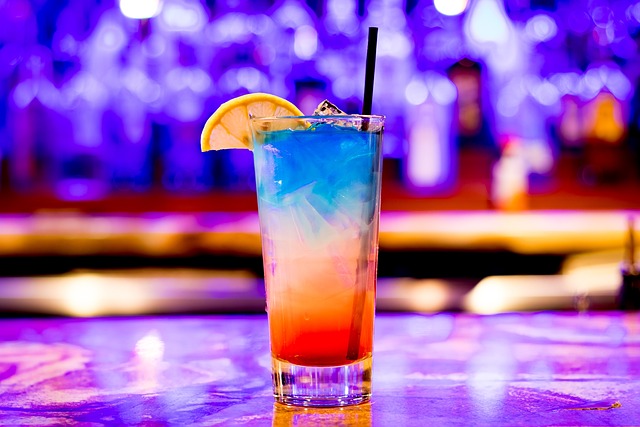 cocktail-g584d27fdb_640.jpg