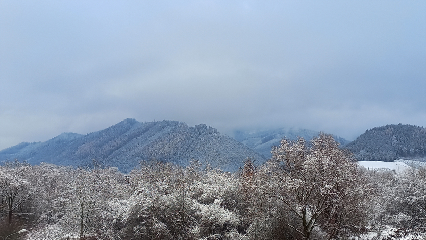 first-snow_mountainview.jpg