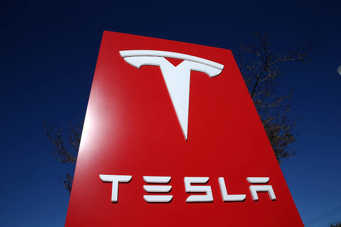 @informationvault/tesla-inc-already-made-up-to-100-profit-from-it-s-investment-on-bitcoin