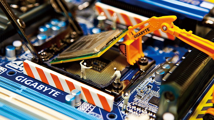 technology-gigabyte-macro-processor-wallpaper-preview.jpg