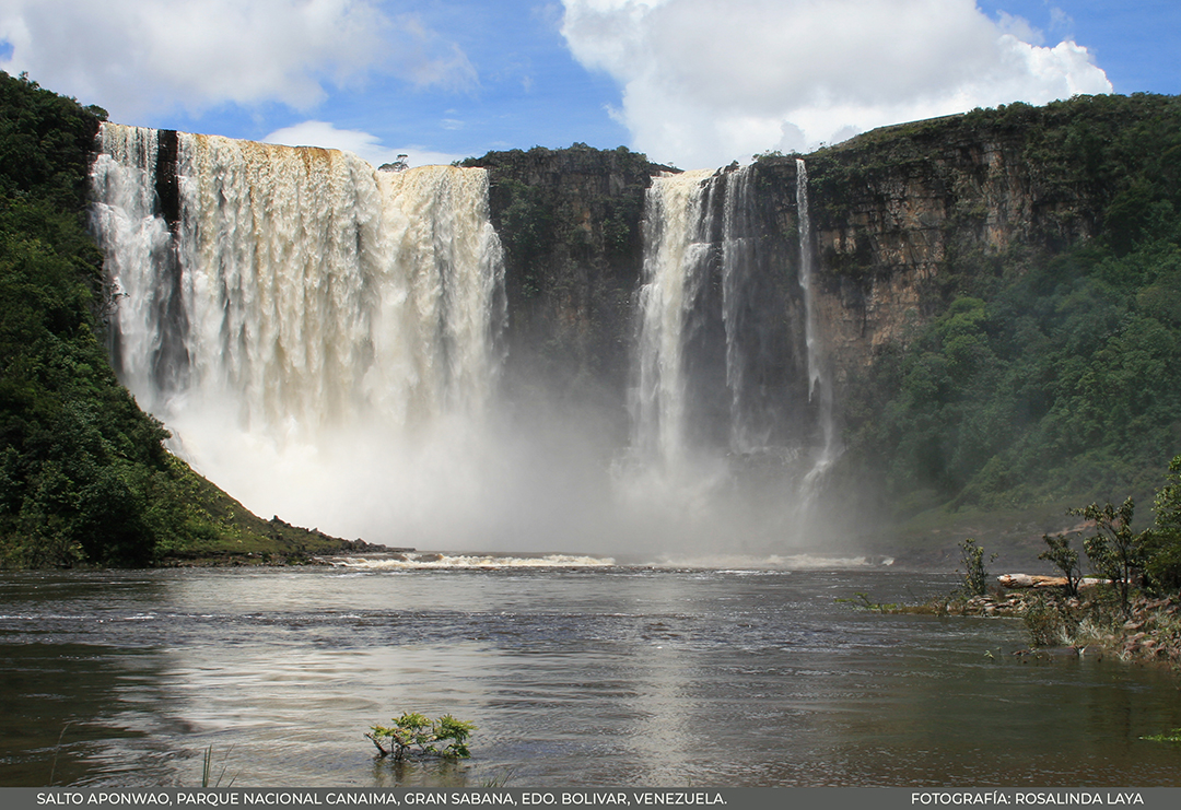 Salto Aponwao1.jpg