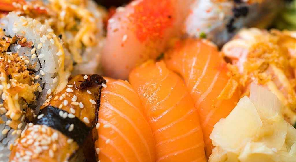 sushi-take-away-food-food-drink-5432b9-1024.jpg