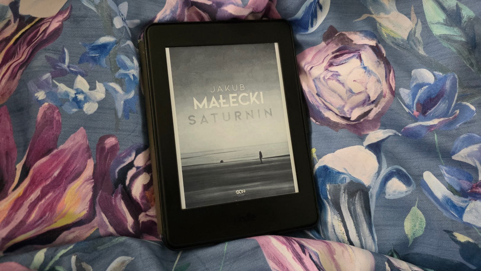 Jakub Małecki, "Saturnin"