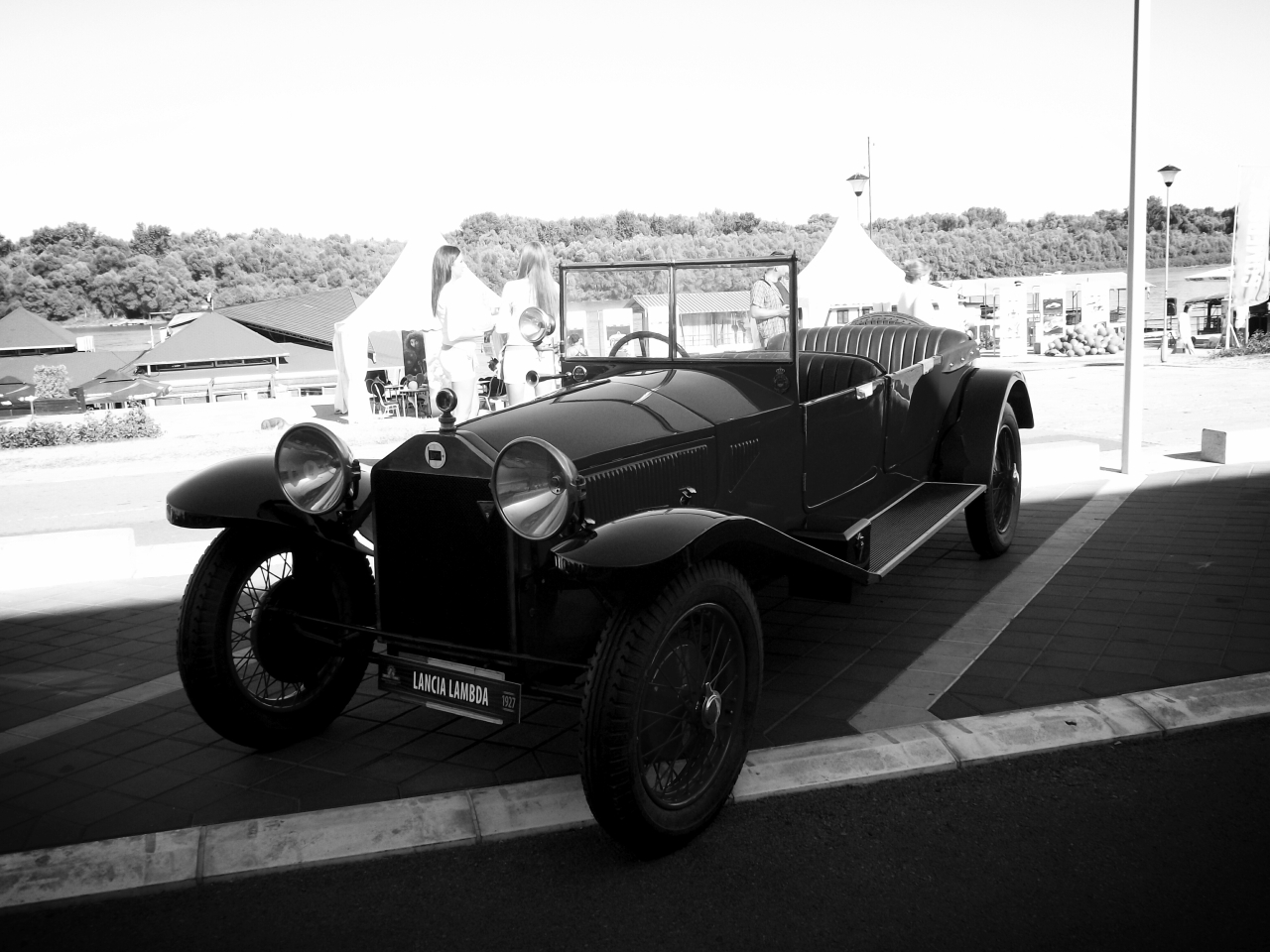 DSCF2967_bw.jpg