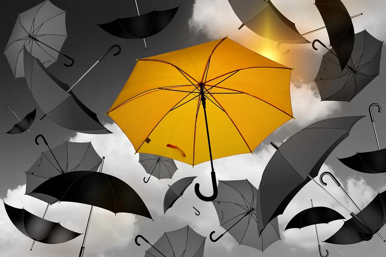 umbrella-1588167_1280.webp