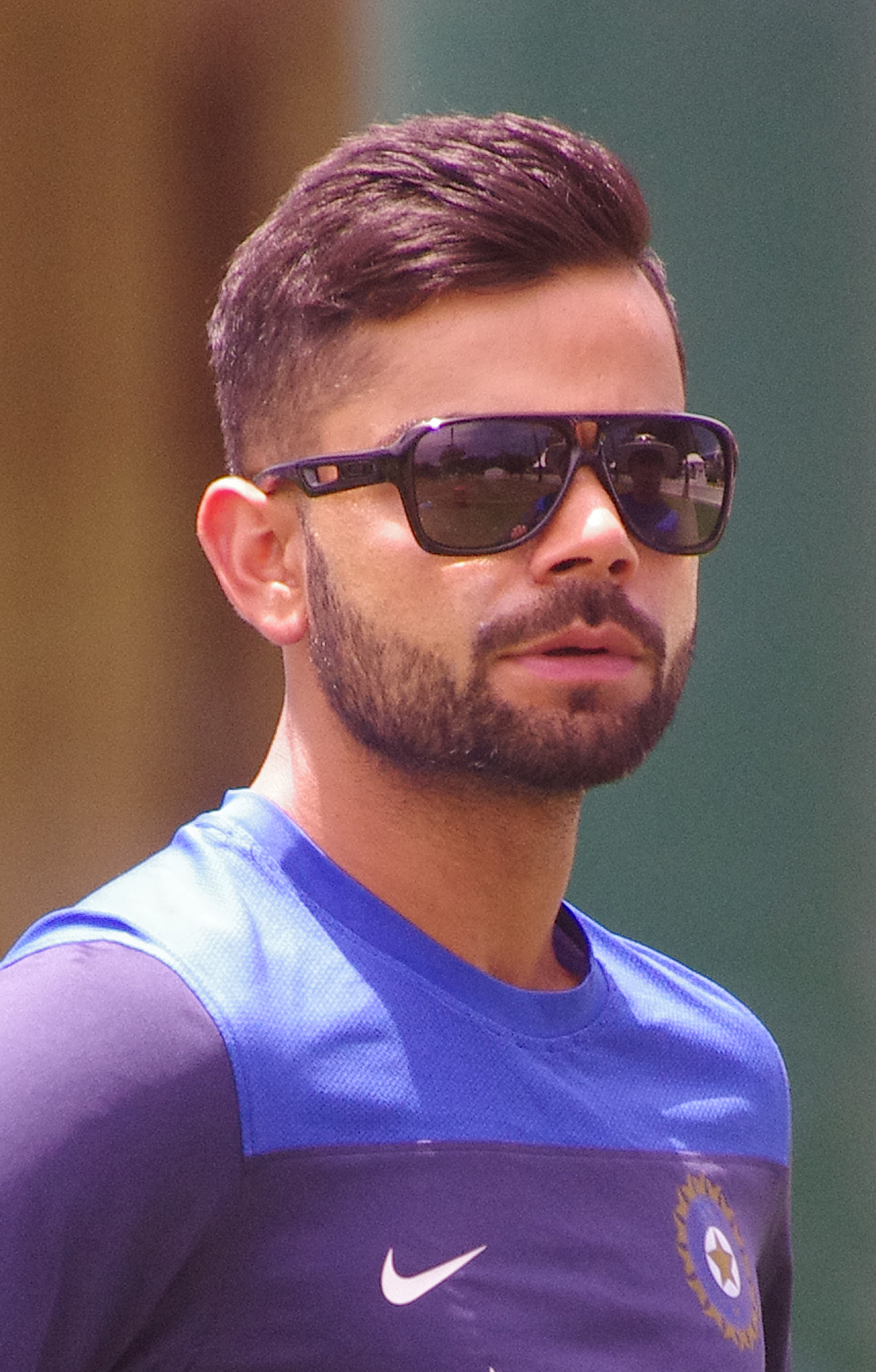 VIRAT_KOHLI_JAN_2015_(cropped).jpg