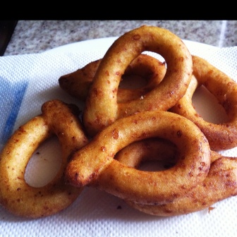 cce222e1f8e09c0bd436b9c199992b60--venezuela-pretzel.jpg