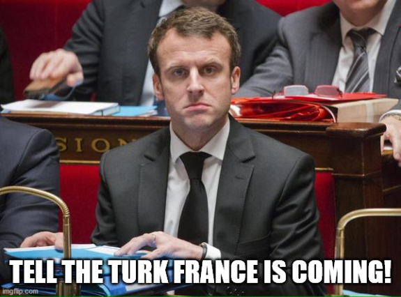Screenshot_2020-08-13 Macron colère Meme Generator - Imgflip.png