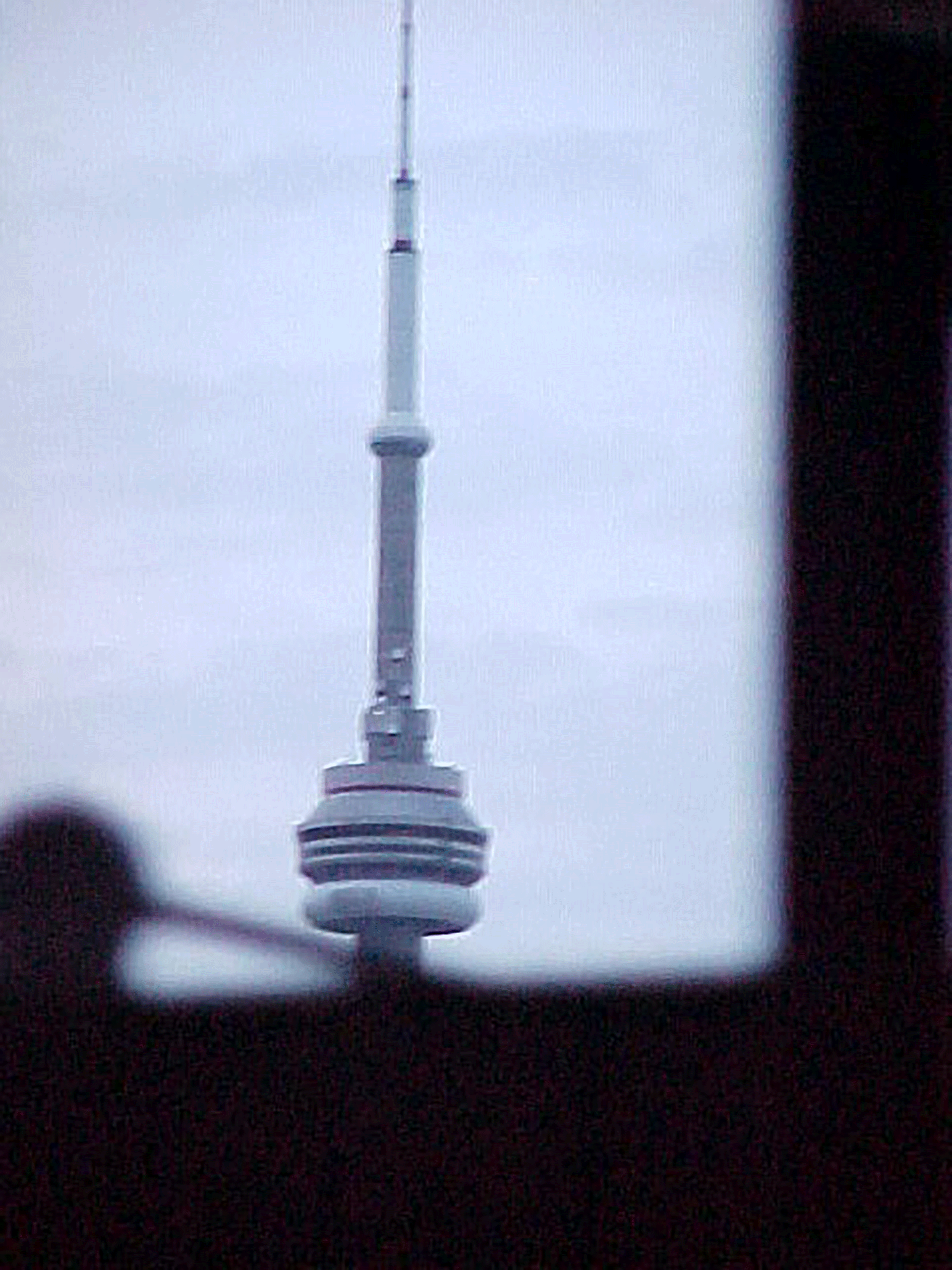 CN-Tower-17.gif