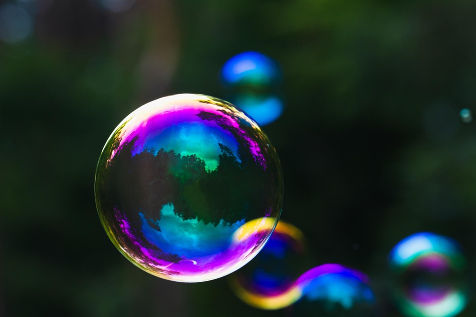 soap-bubble-6626763_960_720.jpg