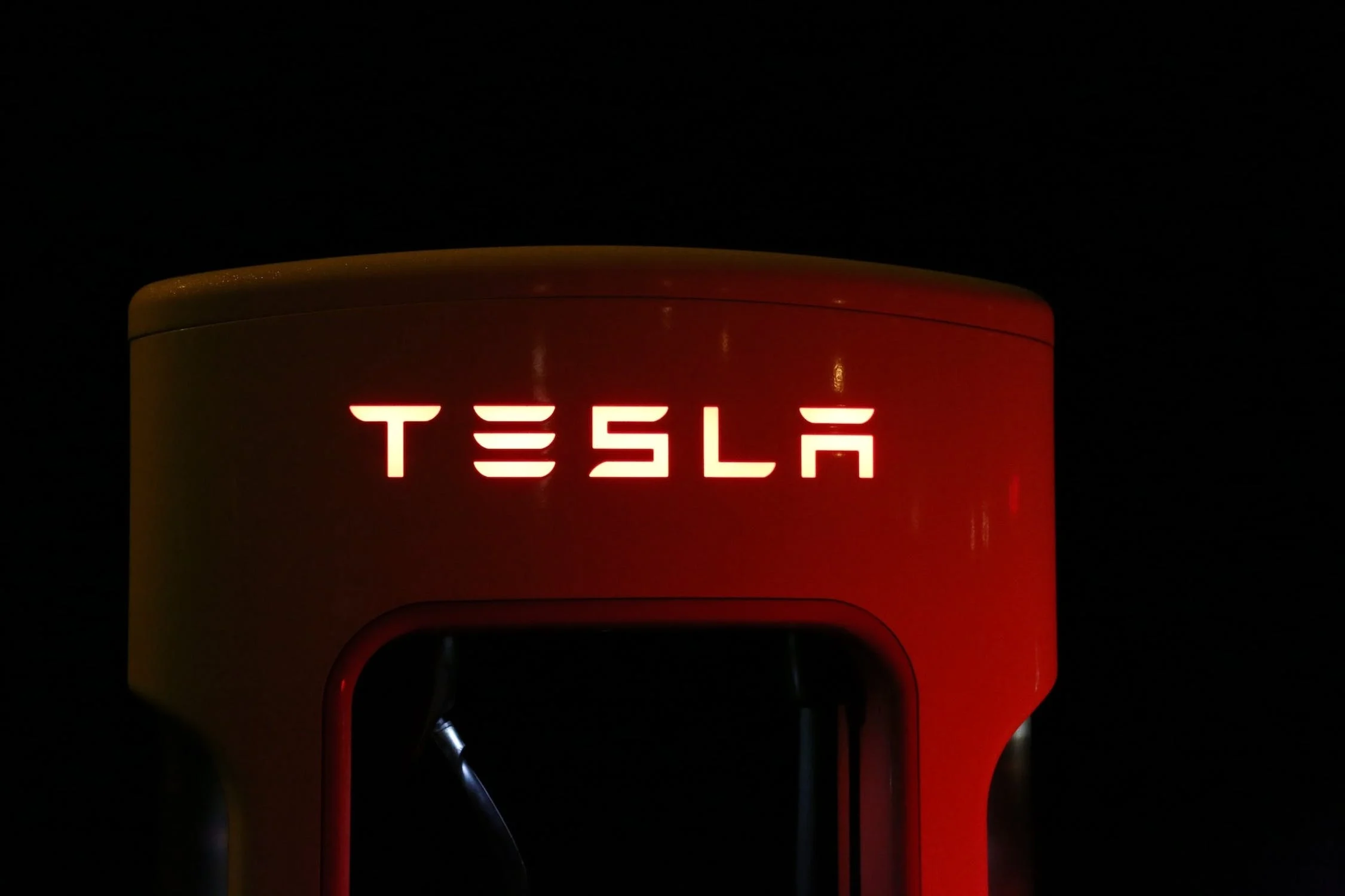 Logo of Tesla, who’s Bitcoin Elon Musk just sold at a loss.