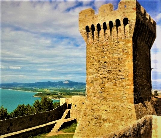 Populonia tower3.jpg