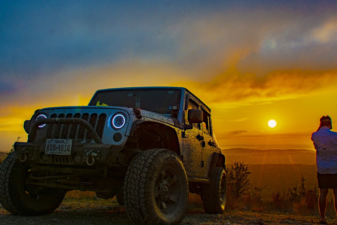 jeep-4015942_1280.jpg