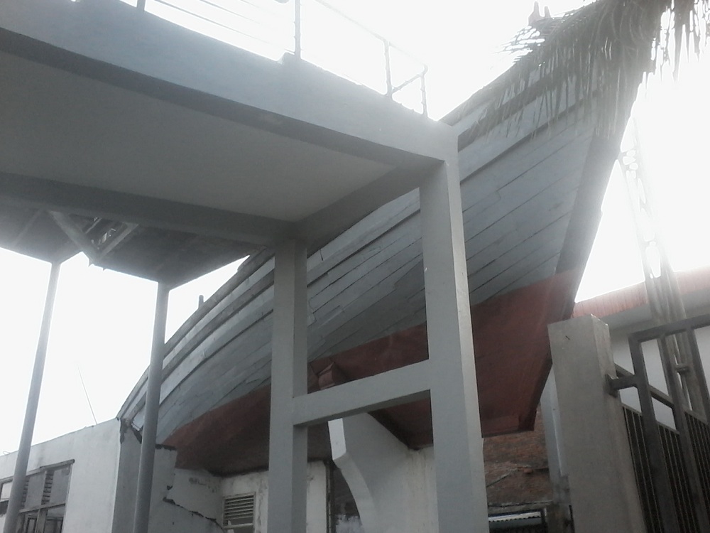 4. boat di atap10.jpg