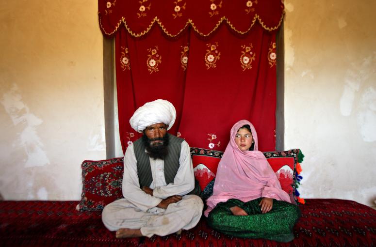 child-bride-afghanistan_9674_10675_5.jpg