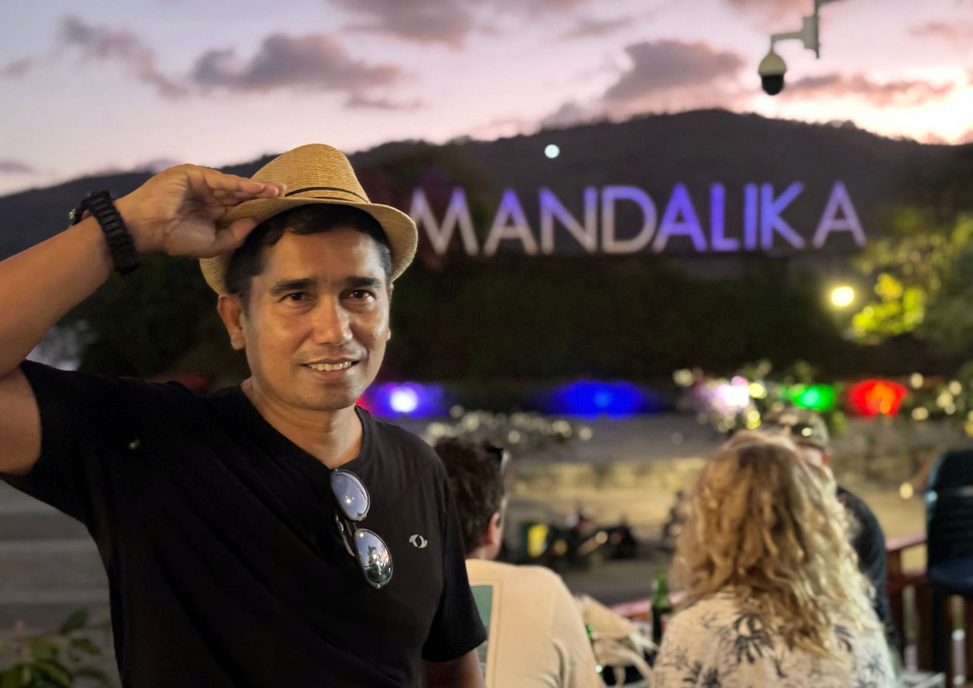 Pantai Kuta Mandalika_02.jpg