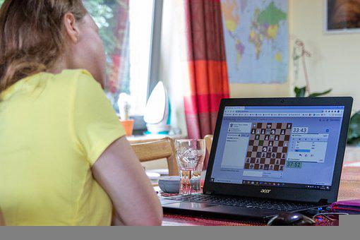 online-chess-tournament-5906378__340.jpg