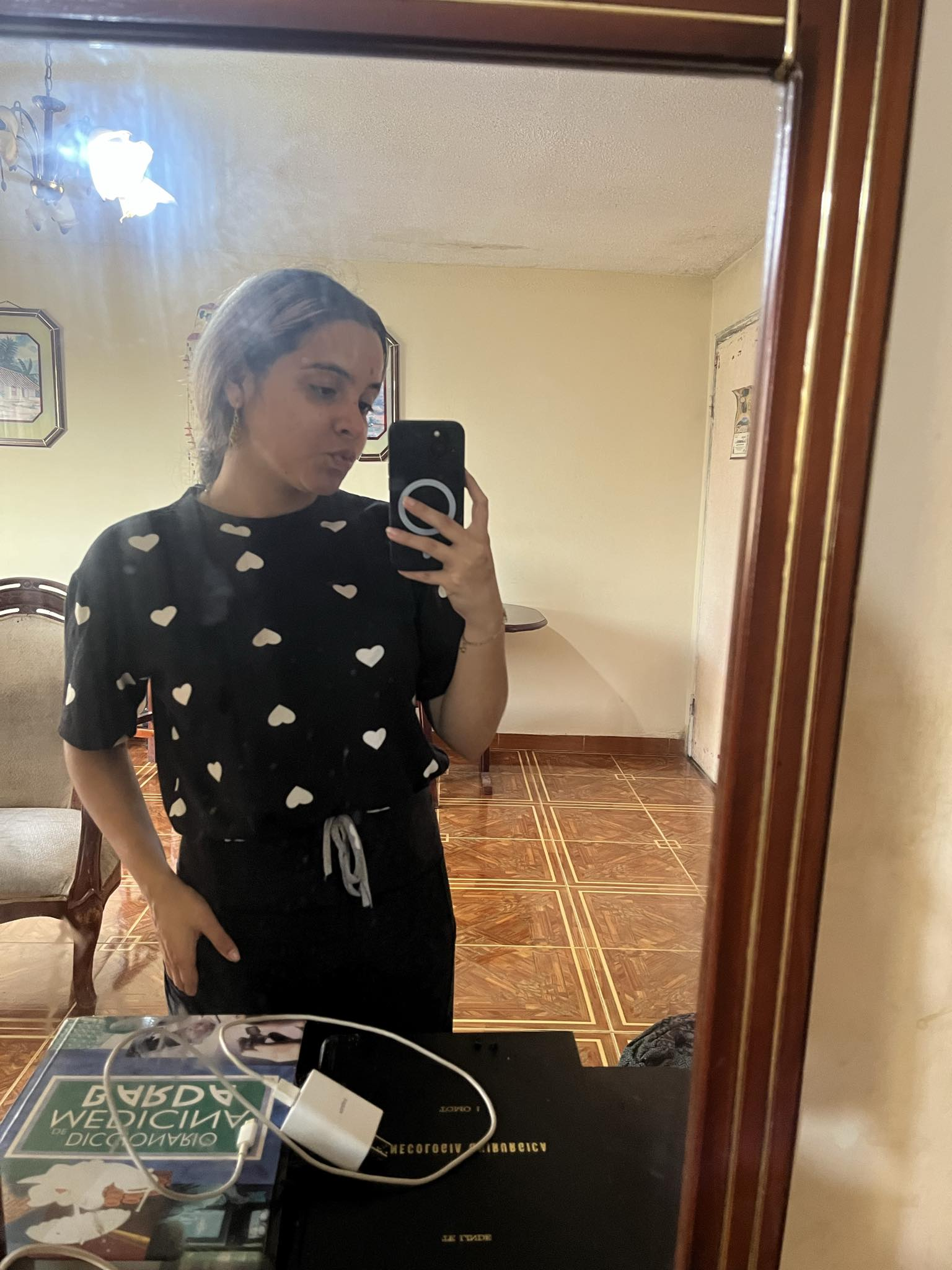 [ESP-ENG]  Mi Outfit para ir maquillar  ||   My Outfit to go make up