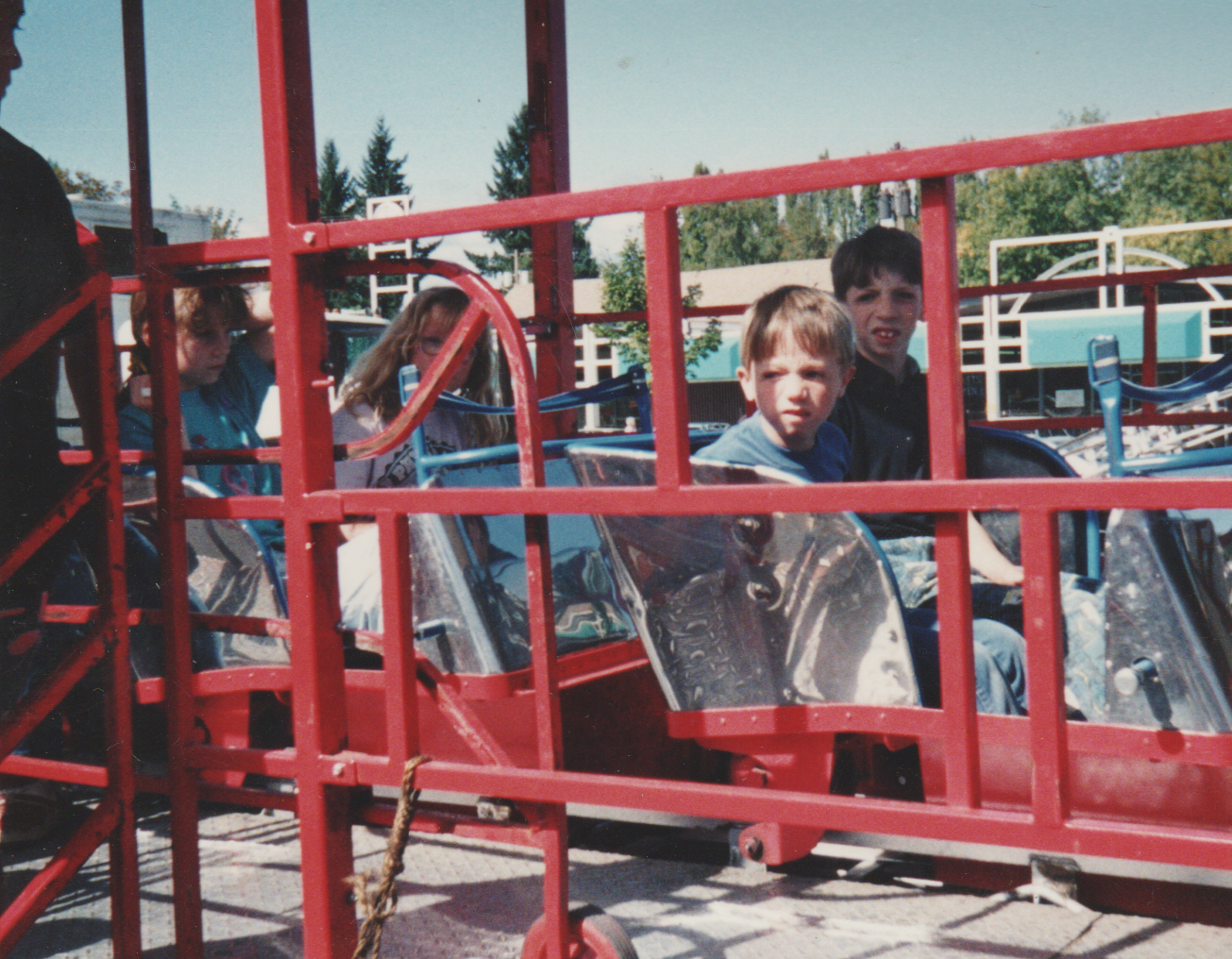 1992-09 - Fair in Forest Grove, parade, rides, Katie, Rick, Joey, Crystal, by Marilyn-12.png