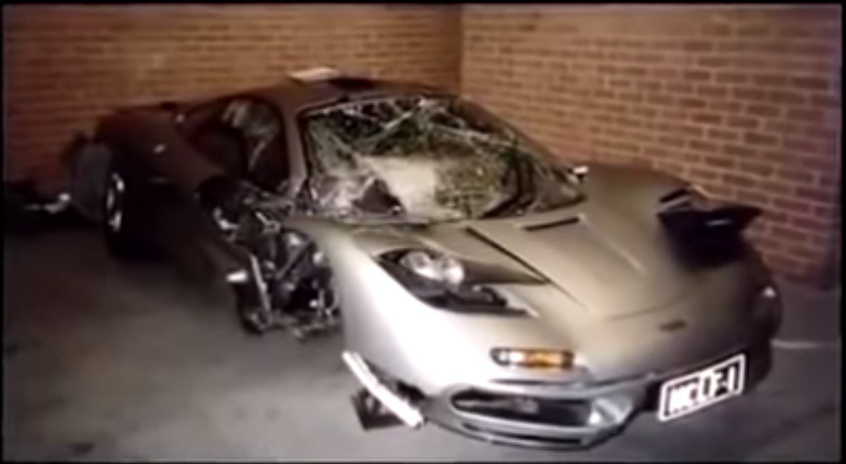 McLaren-F1-after-crash-Elon-Musk.jpg