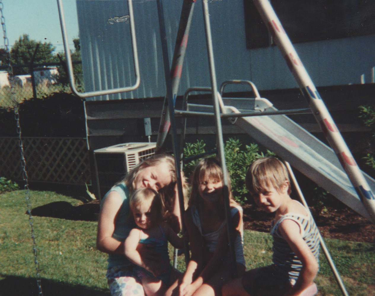 1991-07-06 - Crystal and others, summer-4.png