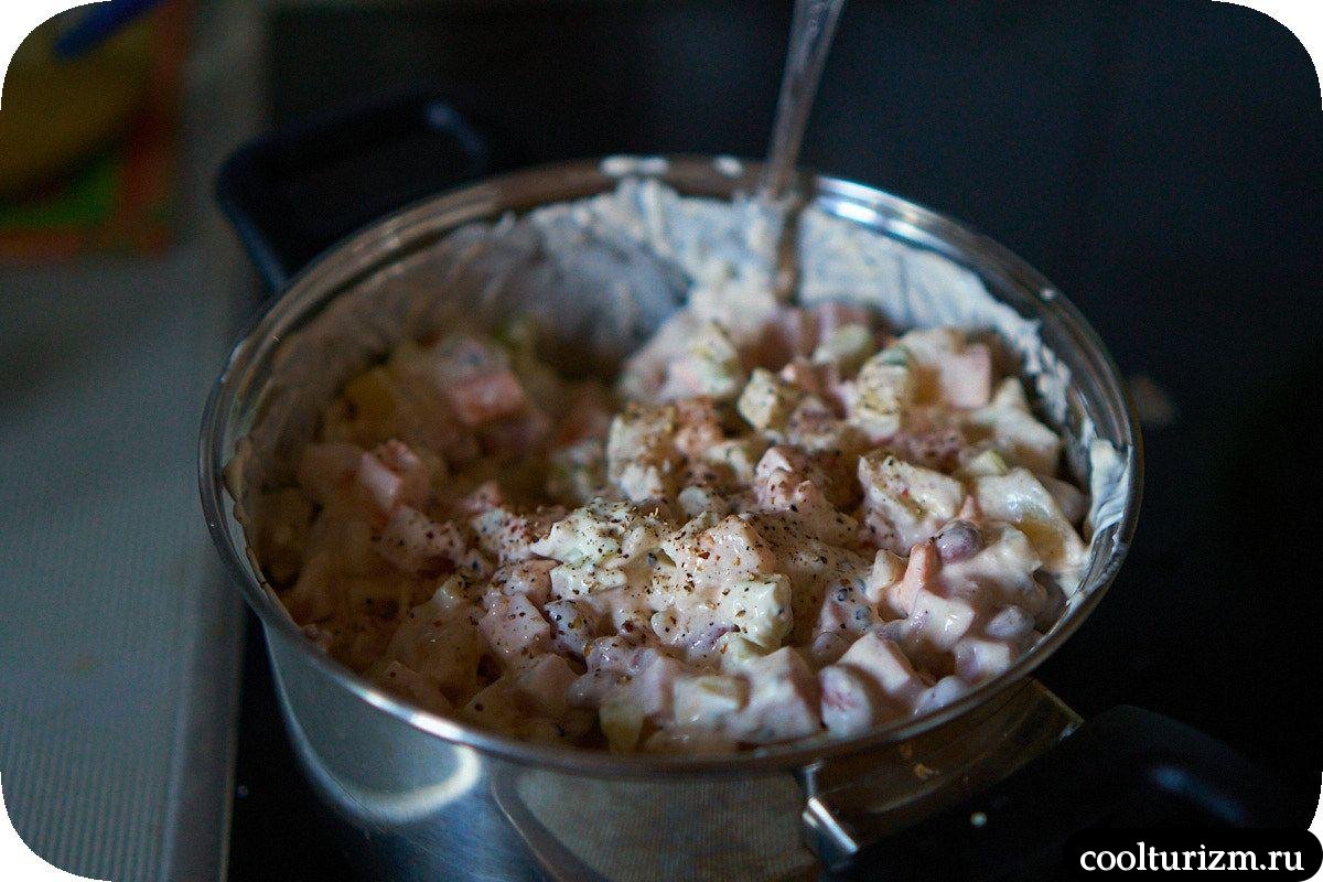 Potato Salad with Ham and BeansKartoffelsalat mit Schinken und Bohnen ...