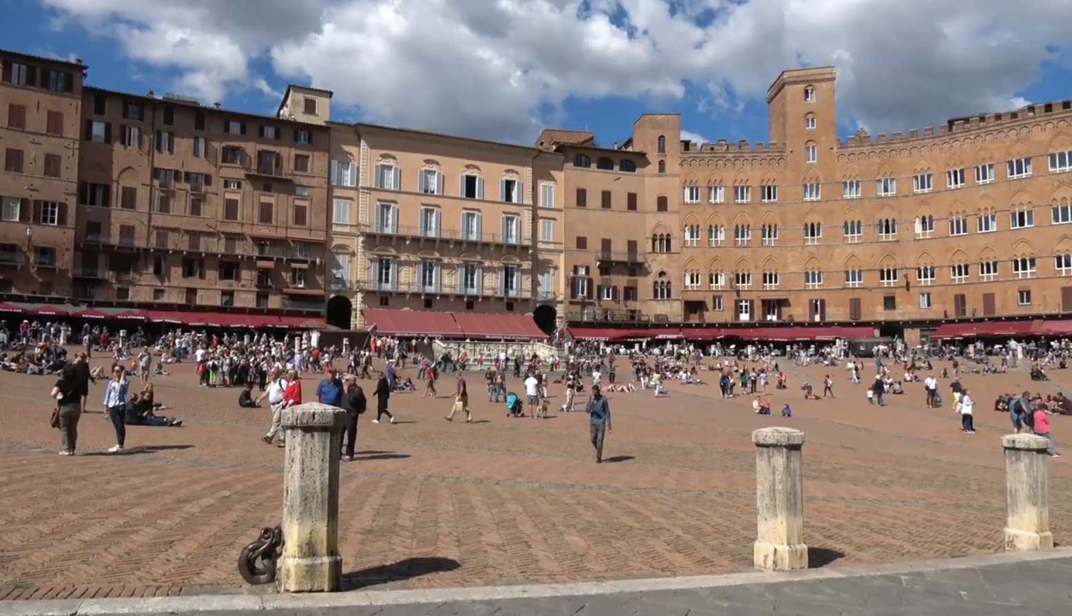 26.-Linux-Day-2019-Siena-Plaza del-Campo.png