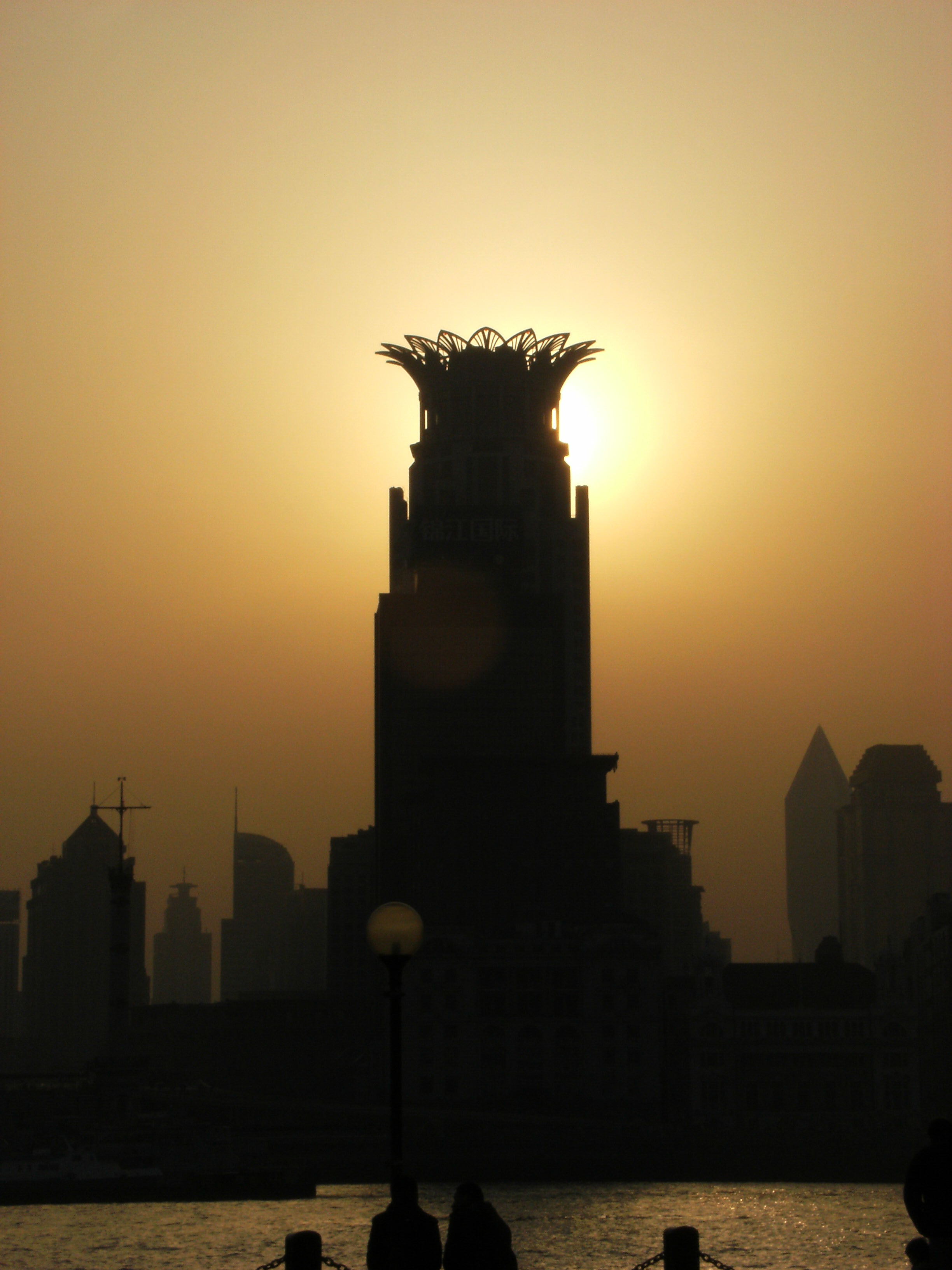 Shanghai Lovers Sunset.jpg