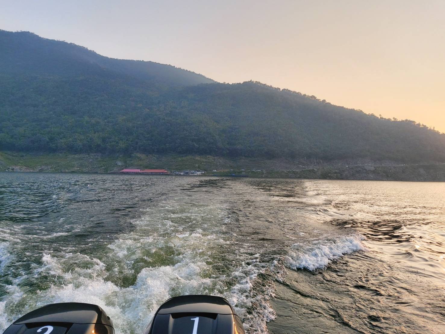 Magnificent Sunset from a Boat21.jpg