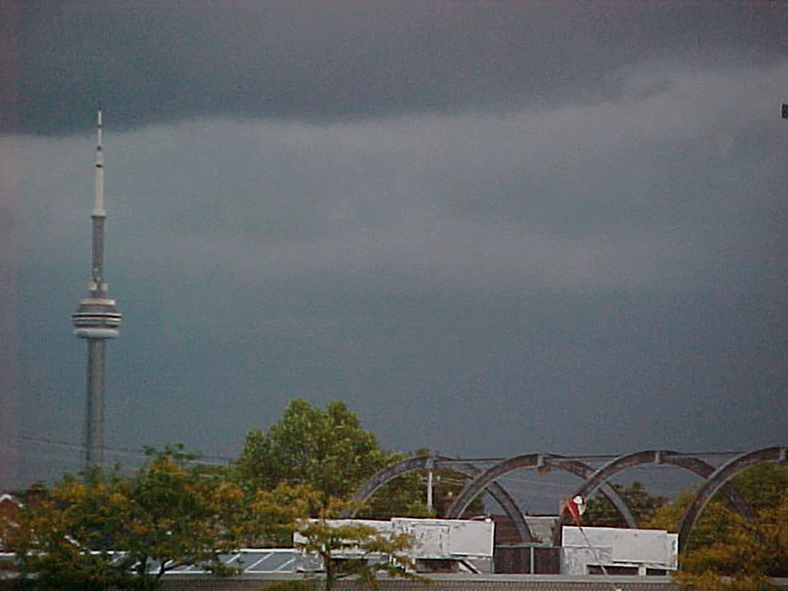 CN-Tower-12.gif