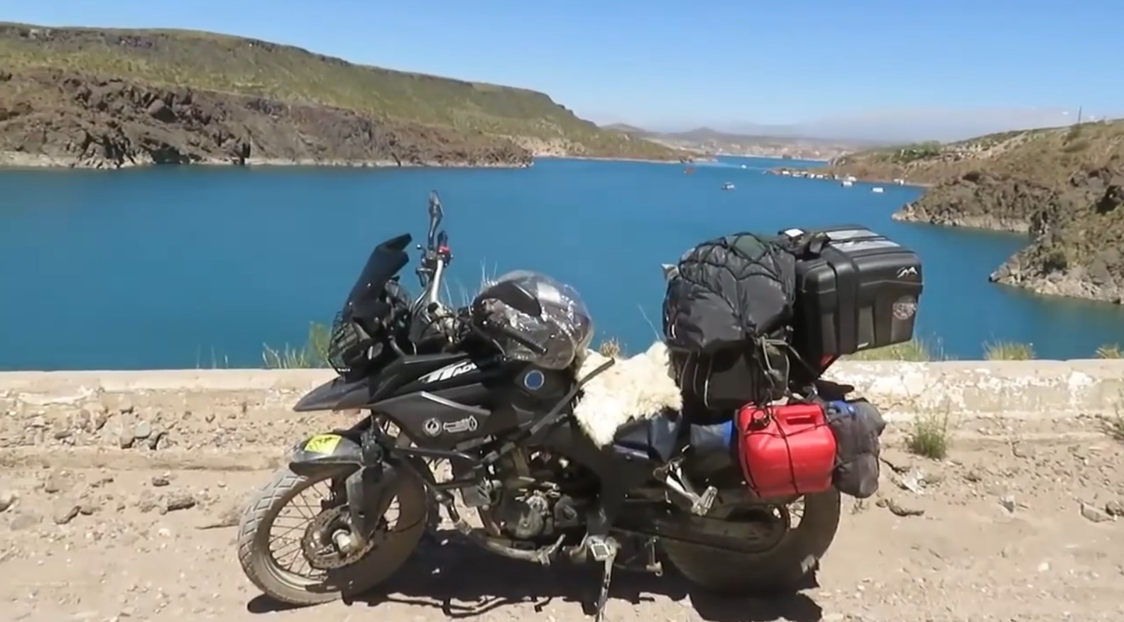 20.-La Ruta-40-9na-etapa-embalse-agua-del-toro.jpg