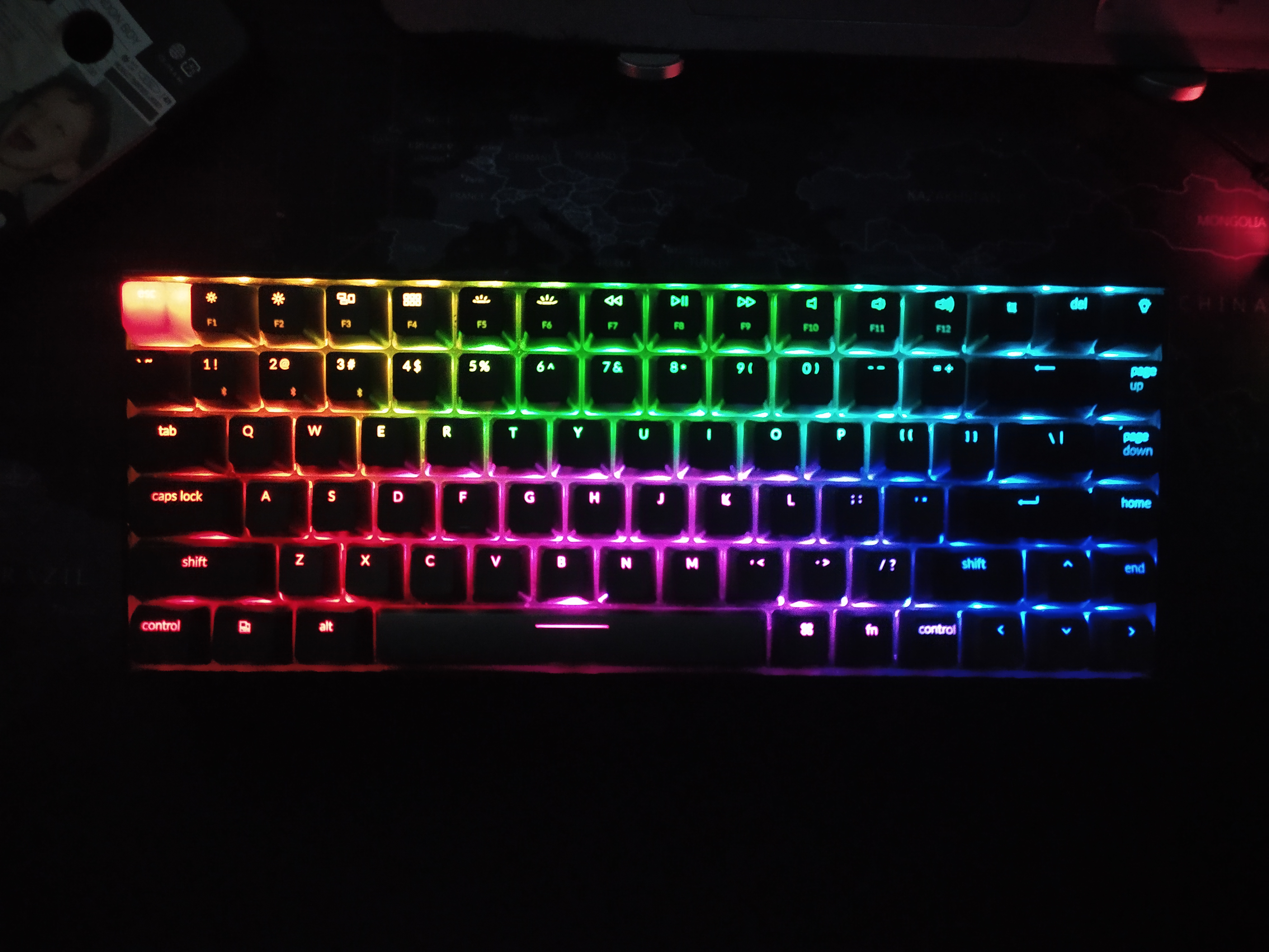 mechanical keyboard 2.jpg