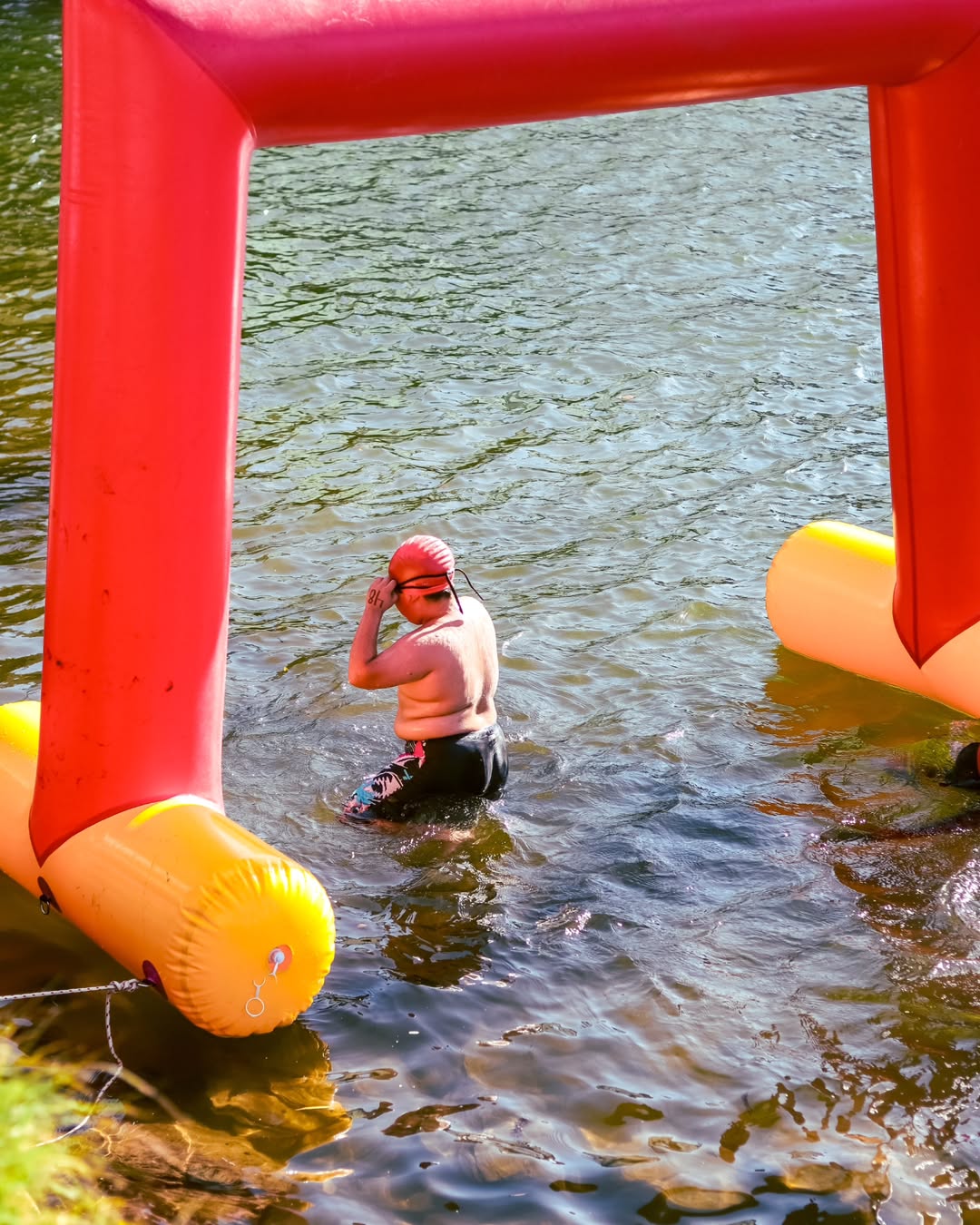Así se vivió el ambiente el pasado sábado en el evento- Puente a puente   sin duda un día precioso  ...#valdiviachile #valdívia #rancgo #travesiapuenteapuente #puenteapuente #natacion #aguasabiertas #deportesacuáticos.heic (8).jpg