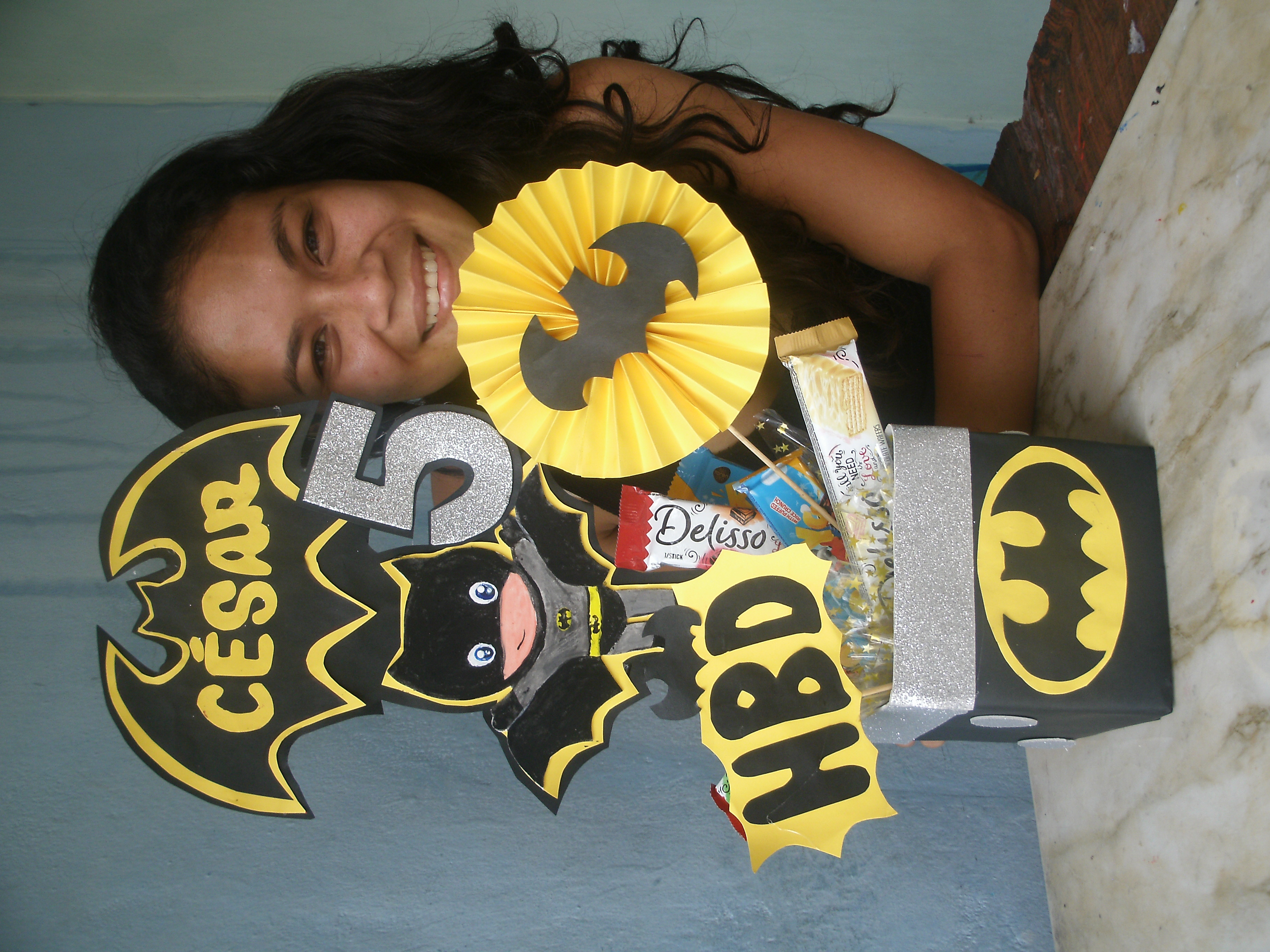 ESP-ENG] Party Kids Contest: Bonito centro de mesa personalizado inspirado  en Batman.// Mi participación||Party Kids Contest: Nice personalized  centerpiece inspired by Batman. // My participation — Hive