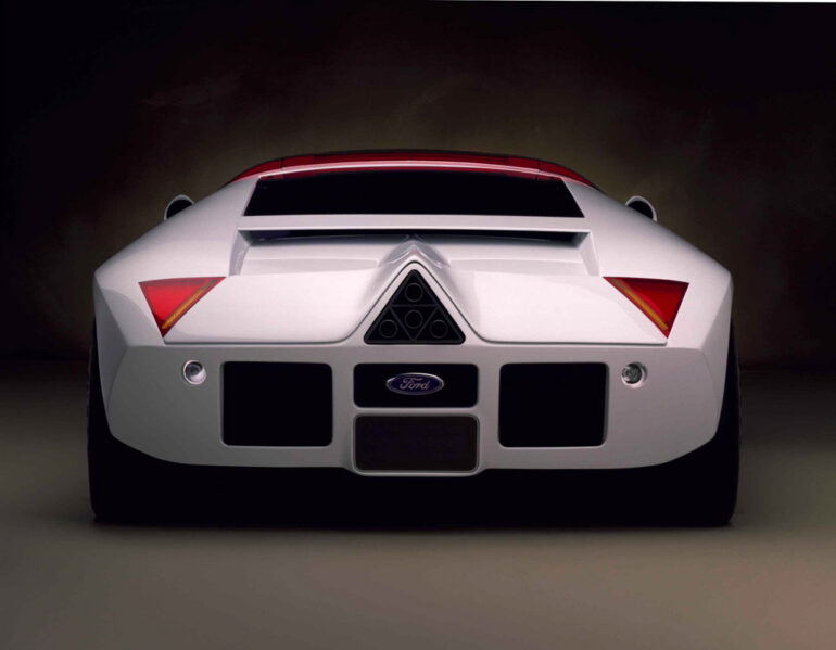 1995_Ford_GT90Concept3-770x599.jpg